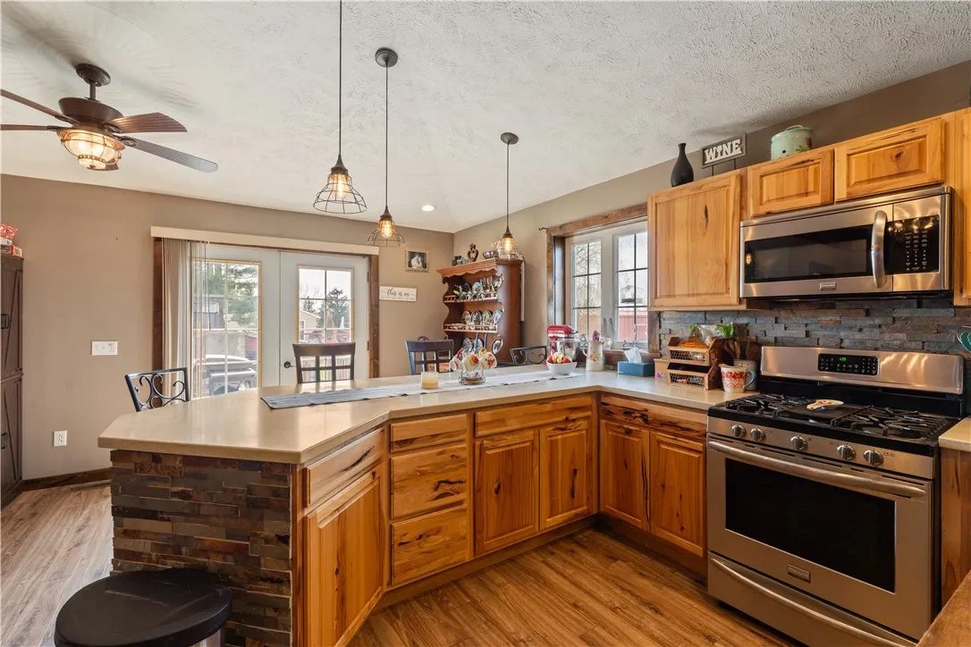 2200 Fort Hill Road, Phelps, New York 14532, Phelps, New York 14532, 2 Bedroom Bedrooms, 5 Room Rooms,2 BathroomBathrooms,Residential,For Sale,2200 Fort Hill Road, Phelps, New York 14532,0,R1698915