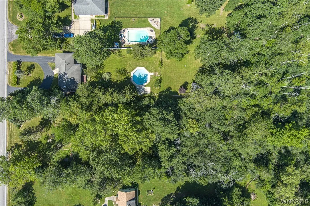 1361 Staley Road, Grand Island, New York 14072, Grand Island, New York 14072, 3 Bedroom Bedrooms, 7 Room Rooms,1 BathroomBathrooms,Residential,For Sale,1361 Staley Road, Grand Island, New York 14072,0,B1700519