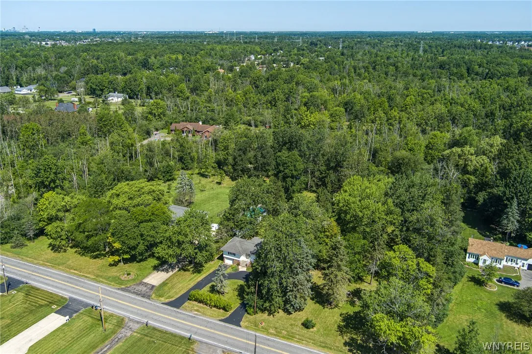 1361 Staley Road, Grand Island, New York 14072, Grand Island, New York 14072, 3 Bedroom Bedrooms, 7 Room Rooms,1 BathroomBathrooms,Residential,For Sale,1361 Staley Road, Grand Island, New York 14072,0,B1700519
