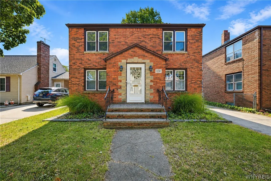 131 Chamberlin Drive, West Seneca, New York 14210, West Seneca, New York 14210, 4 Bedroom Bedrooms, ,2 BathroomBathrooms,Residential,Closed,131 Chamberlin Drive, West Seneca, New York 14210,0,B1701045