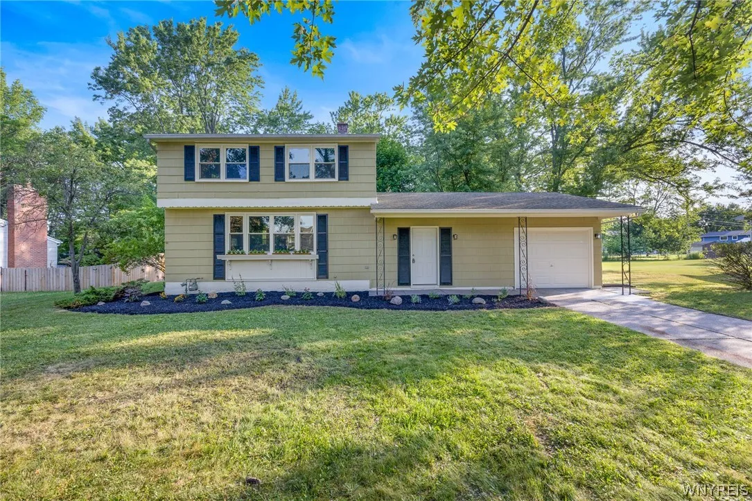 57 Puritan Place, Orchard Park, New York 14127, Orchard Park, New York 14127, 3 Bedroom Bedrooms, 9 Room Rooms,1 BathroomBathrooms,Residential,Closed,57 Puritan Place, Orchard Park, New York 14127,0,B1701848