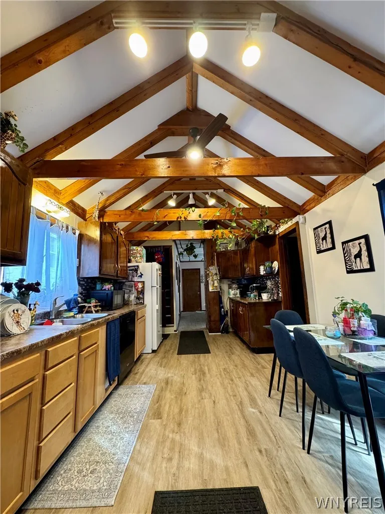 1258 West Avenue, Buffalo, New York 14213, Buffalo, New York 14213, 7 Bedroom Bedrooms, ,4 BathroomBathrooms,Residential,For Sale,1258 West Avenue, Buffalo, New York 14213,0,B1701960