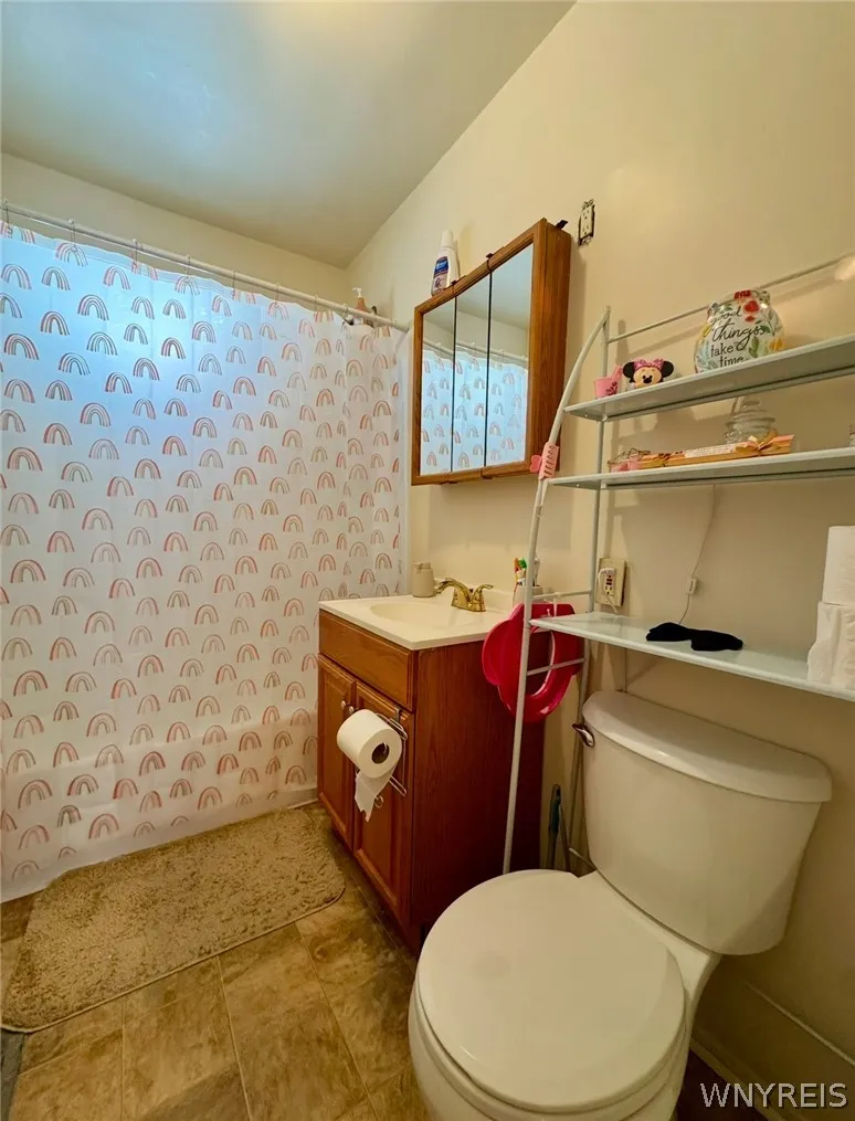 1258 West Avenue, Buffalo, New York 14213, Buffalo, New York 14213, 7 Bedroom Bedrooms, ,4 BathroomBathrooms,Residential,For Sale,1258 West Avenue, Buffalo, New York 14213,0,B1701960