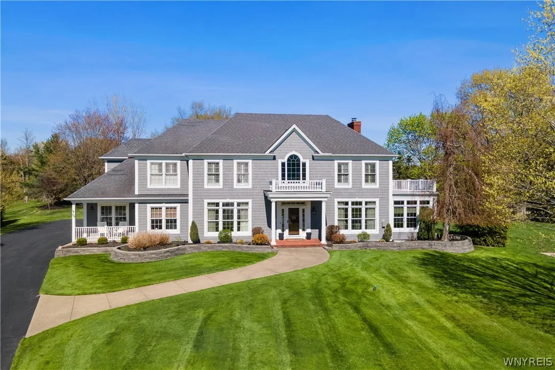 39 Edgewater Drive, Orchard Park, New York 14127, Orchard Park, New York 14127, 5 Bedroom Bedrooms, 16 Room Rooms,3 BathroomBathrooms,Residential,Closed,39 Edgewater Drive, Orchard Park, New York 14127,0,B1701253