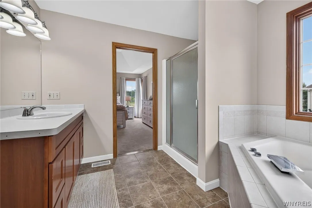 123 Ashwood Lane, Orchard Park, New York 14127, Orchard Park, New York 14127, 4 Bedroom Bedrooms, 10 Room Rooms,2 BathroomBathrooms,Residential,For Sale,123 Ashwood Lane, Orchard Park, New York 14127,0,B1702460