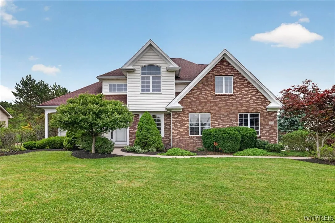 123 Ashwood Lane, Orchard Park, New York 14127, Orchard Park, New York 14127, 4 Bedroom Bedrooms, 10 Room Rooms,2 BathroomBathrooms,Residential,For Sale,123 Ashwood Lane, Orchard Park, New York 14127,0,B1702460