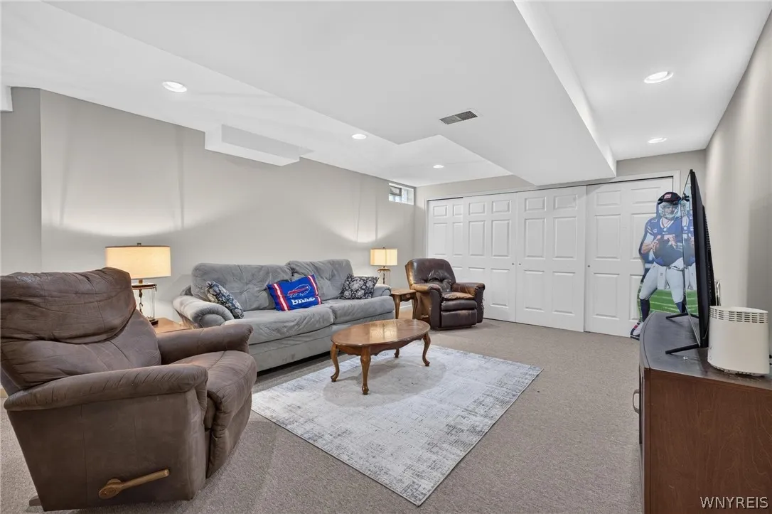 123 Ashwood Lane, Orchard Park, New York 14127, Orchard Park, New York 14127, 4 Bedroom Bedrooms, 10 Room Rooms,2 BathroomBathrooms,Residential,For Sale,123 Ashwood Lane, Orchard Park, New York 14127,0,B1702460