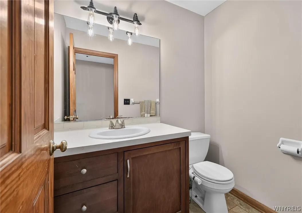 123 Ashwood Lane, Orchard Park, New York 14127, Orchard Park, New York 14127, 4 Bedroom Bedrooms, 10 Room Rooms,2 BathroomBathrooms,Residential,For Sale,123 Ashwood Lane, Orchard Park, New York 14127,0,B1702460