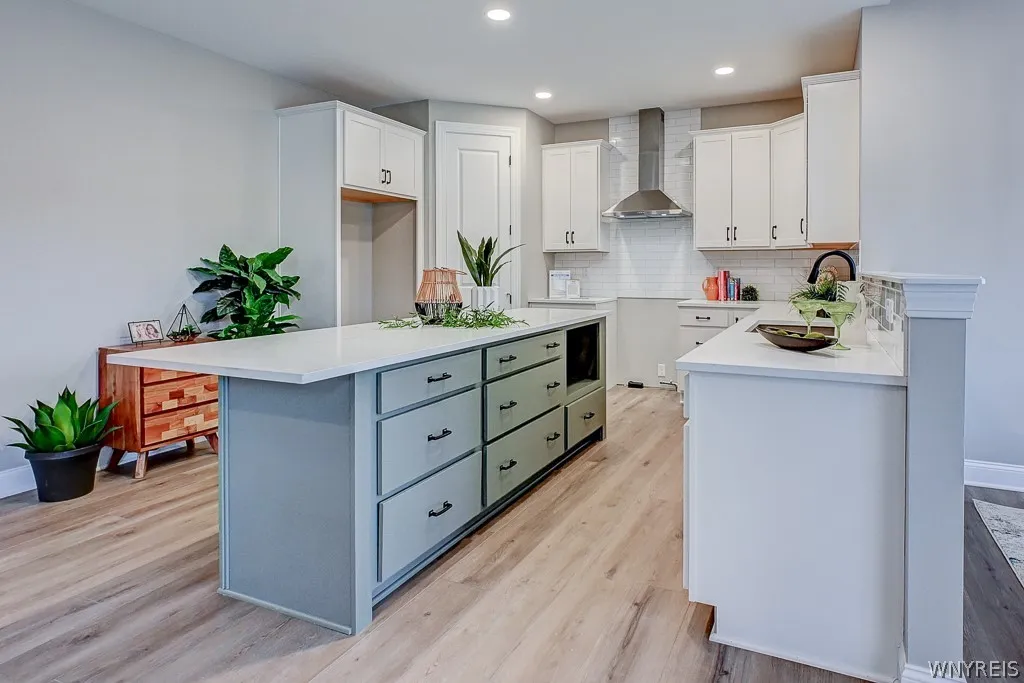 1 Juliette Drive, Lancaster, New York 14221, Lancaster, New York 14224, 4 Bedroom Bedrooms, 9 Room Rooms,2 BathroomBathrooms,Residential,For Sale,1 Juliette Drive, Lancaster, New York 14221,0,B1702887