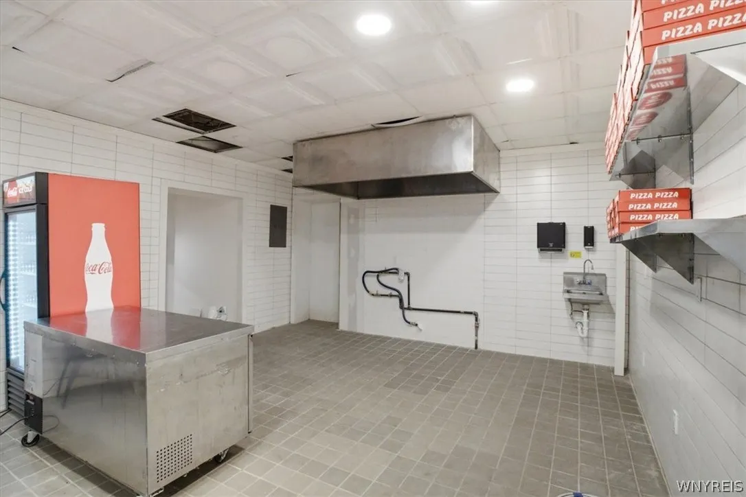 3172 Main Street, Buffalo, New York 14214, Buffalo, New York 14214, ,Commercial Lease,For Rent,3172 Main Street, Buffalo, New York 14214,0,B1700105