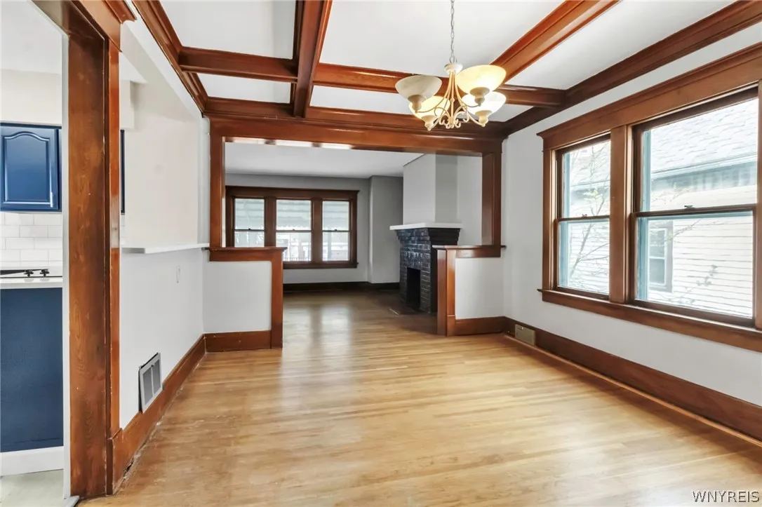 2514 Delaware Avenue 2, Buffalo, New York 14216, Buffalo, New York 14216, 3 Bedroom Bedrooms, 6 Room Rooms,1 BathroomBathrooms,Residential Lease,For Rent,2514 Delaware Avenue 2, Buffalo, New York 14216,0,B1702922
