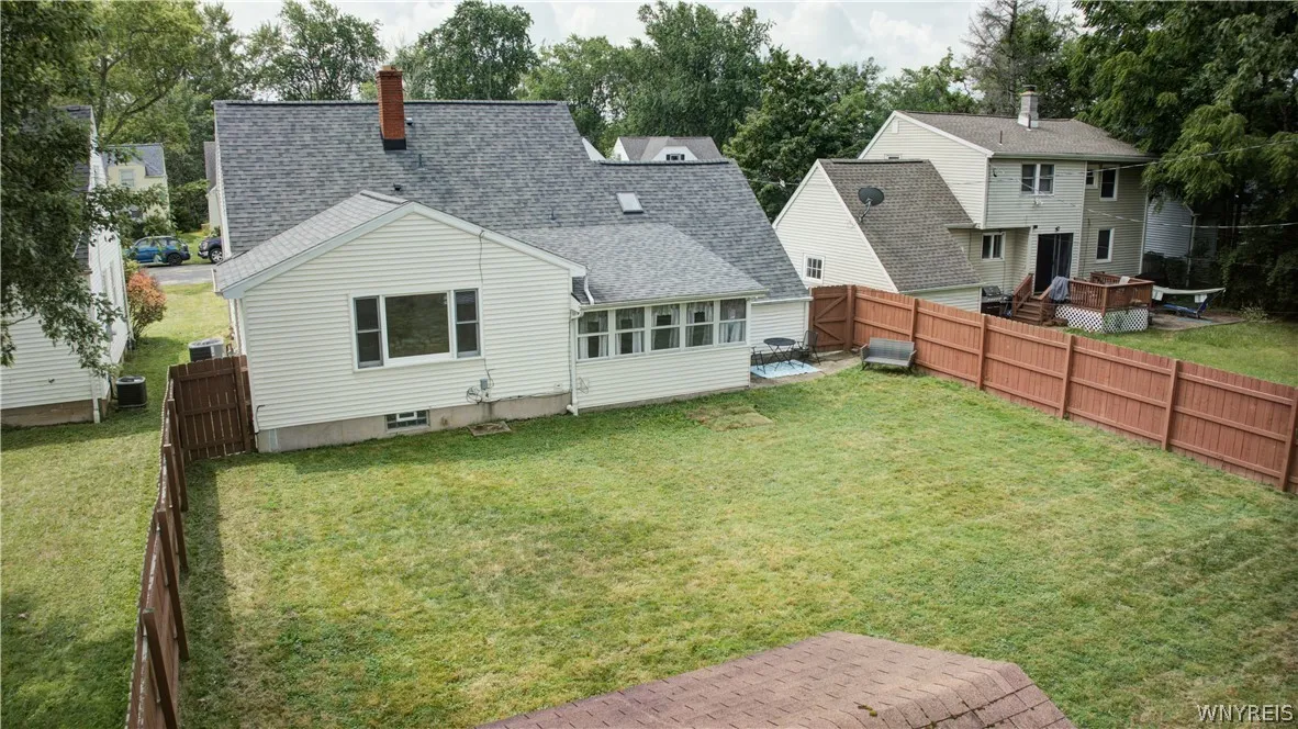 1603 Love Road, Grand Island, New York 14072, Grand Island, New York 14072, 3 Bedroom Bedrooms, 8 Room Rooms,2 BathroomBathrooms,Residential,For Sale,1603 Love Road, Grand Island, New York 14072,0,B1702957