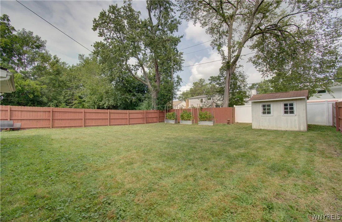 1603 Love Road, Grand Island, New York 14072, Grand Island, New York 14072, 3 Bedroom Bedrooms, 8 Room Rooms,2 BathroomBathrooms,Residential,For Sale,1603 Love Road, Grand Island, New York 14072,0,B1702957
