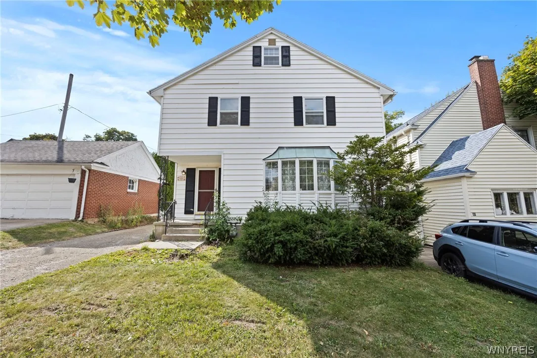 80 Capen Boulevard, Amherst, New York 14226, Amherst, New York 14226, 5 Bedroom Bedrooms, 8 Room Rooms,2 BathroomBathrooms,Residential Lease,For Rent,80 Capen Boulevard, Amherst, New York 14226,0,B1703192