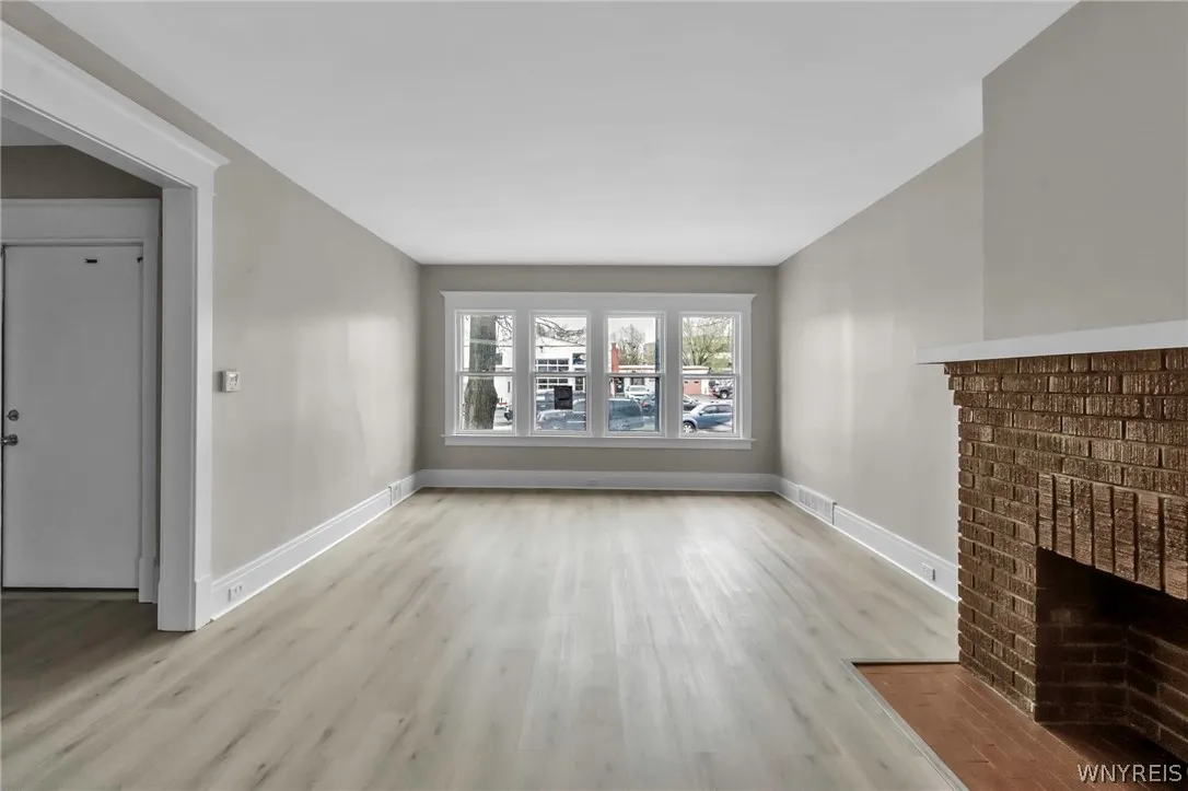 2514 Delaware Avenue, Buffalo, New York 14216, Buffalo, New York 14216, 6 Bedroom Bedrooms, ,1 BathroomBathrooms,Residential,For Sale,2514 Delaware Avenue, Buffalo, New York 14216,0,B1703044