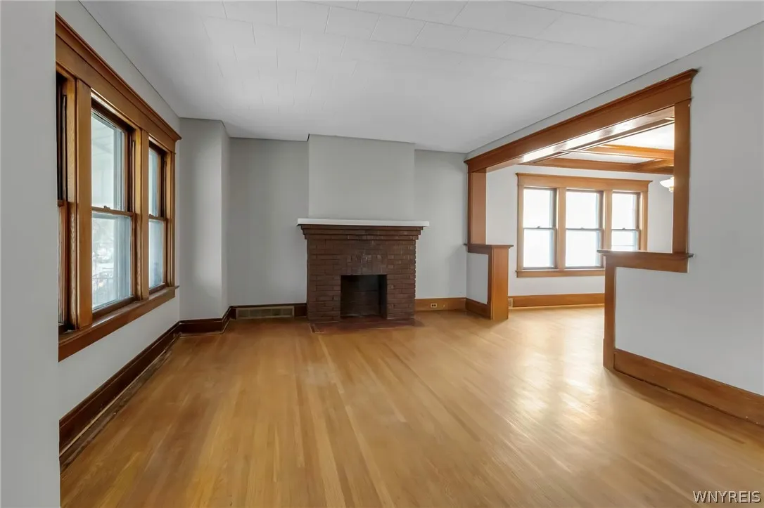 2514 Delaware Avenue, Buffalo, New York 14216, Buffalo, New York 14216, 6 Bedroom Bedrooms, ,1 BathroomBathrooms,Residential,For Sale,2514 Delaware Avenue, Buffalo, New York 14216,0,B1703044