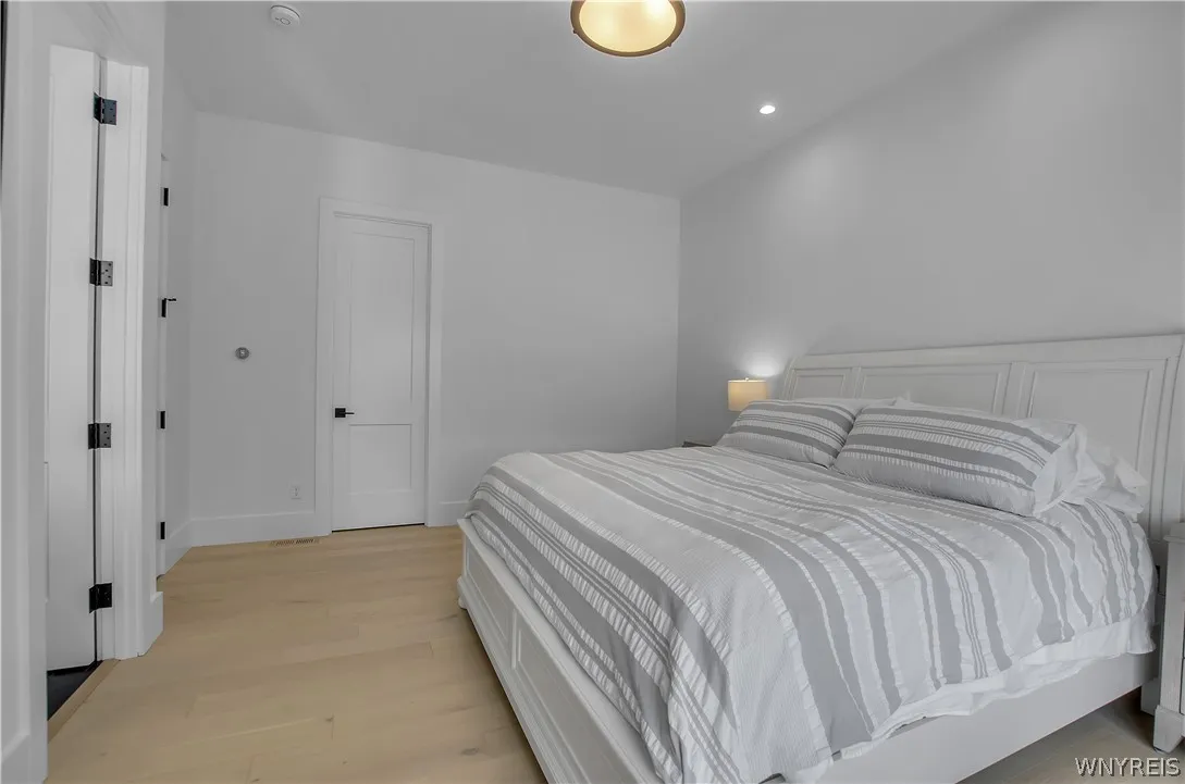 4505 Boncrest West, Clarence, New York 14031, Clarence, New York 14031, 6 Bedroom Bedrooms, 13 Room Rooms,6 BathroomBathrooms,Residential,For Sale,4505 Boncrest West, Clarence, New York 14031,0,B1701643