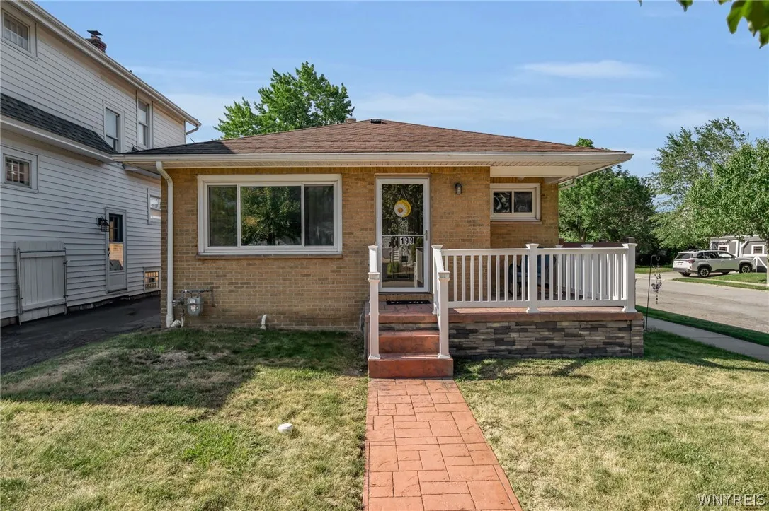 199 Mckinley Avenue, Tonawanda, New York 14217, Tonawanda, New York 14217, 2 Bedroom Bedrooms, 4 Room Rooms,1 BathroomBathrooms,Residential,Closed,199 Mckinley Avenue, Tonawanda, New York 14217,0,B1703191 199 Mckinley Avenue, Tonawanda, New York 14217, Tonawanda, New York 14217, 2 Bedroom Bedrooms, 4 Room Rooms,1 BathroomBathrooms,Residential,Closed,199 Mckinley Avenue, Tonawanda, New York 14217,0,B1703191