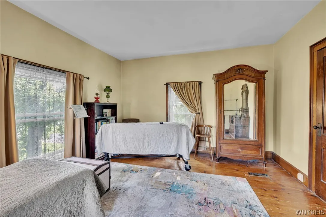 1183 Lewiston Road, Alabama, New York 14013, Alabama, New York 14013, 5 Bedroom Bedrooms, 11 Room Rooms,3 BathroomBathrooms,Residential,For Sale,1183 Lewiston Road, Alabama, New York 14013,0,B1703058