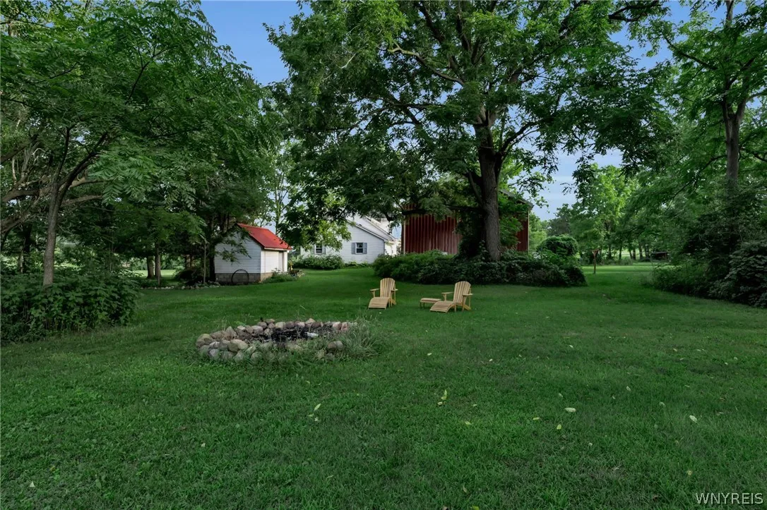 1183 Lewiston Road, Alabama, New York 14013, Alabama, New York 14013, 5 Bedroom Bedrooms, 11 Room Rooms,3 BathroomBathrooms,Residential,For Sale,1183 Lewiston Road, Alabama, New York 14013,0,B1703058