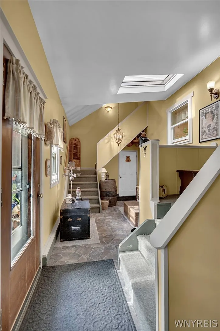 1183 Lewiston Road, Alabama, New York 14013, Alabama, New York 14013, 5 Bedroom Bedrooms, 11 Room Rooms,3 BathroomBathrooms,Residential,For Sale,1183 Lewiston Road, Alabama, New York 14013,0,B1703058