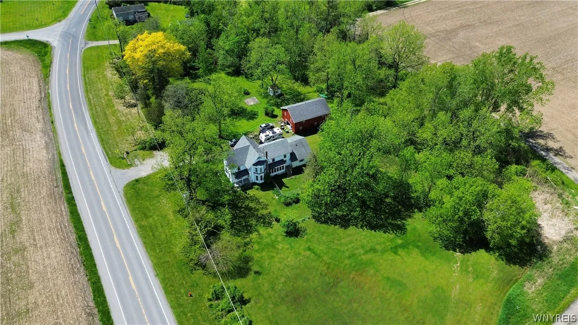 1183 Lewiston Road, Alabama, New York 14013, Alabama, New York 14013, 5 Bedroom Bedrooms, 11 Room Rooms,3 BathroomBathrooms,Residential,For Sale,1183 Lewiston Road, Alabama, New York 14013,0,B1703058