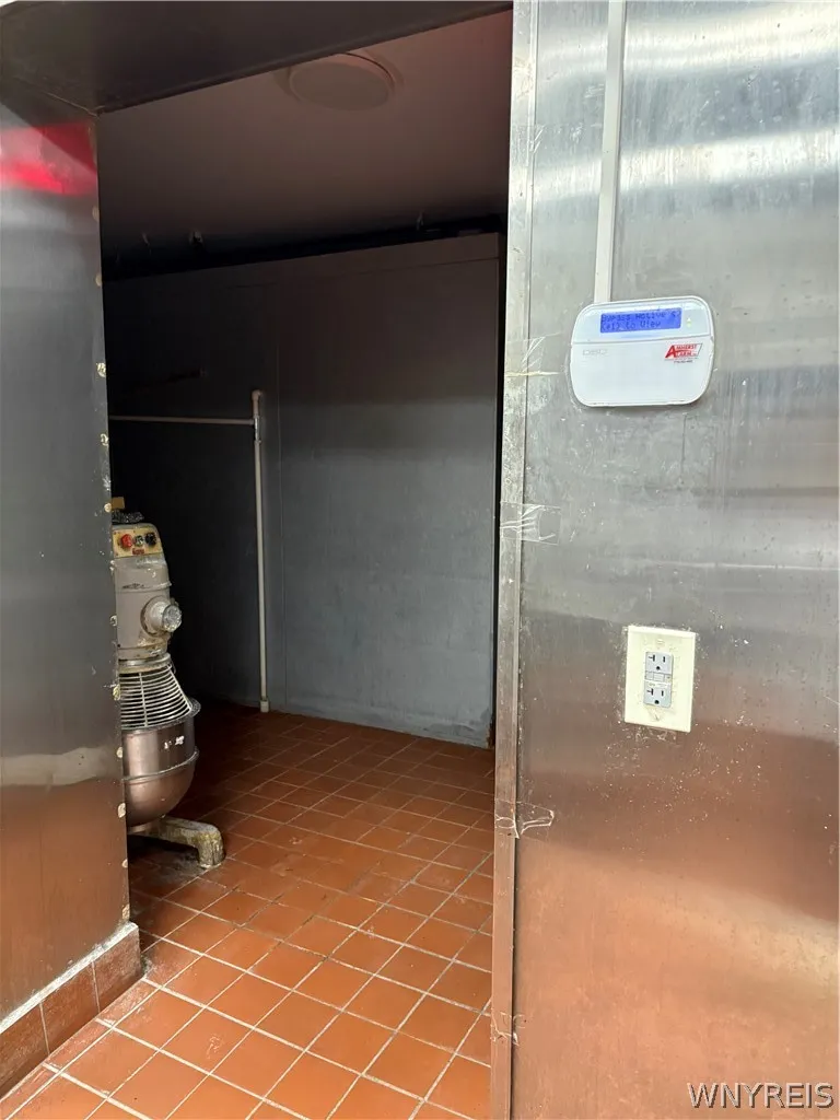 2309 Eggert Road, Tonawanda, New York 14150, Tonawanda, New York 14150, ,Commercial Lease,For Rent,2309 Eggert Road, Tonawanda, New York 14150,0,B1703284