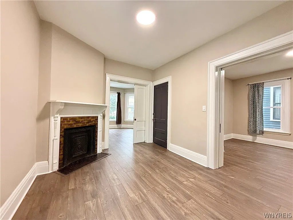 460 Rhode Island Street 1, Buffalo, New York 14213, Buffalo, New York 14213, 2 Bedroom Bedrooms, 5 Room Rooms,1 BathroomBathrooms,Residential Lease,For Rent,460 Rhode Island Street 1, Buffalo, New York 14213,0,B1702991
