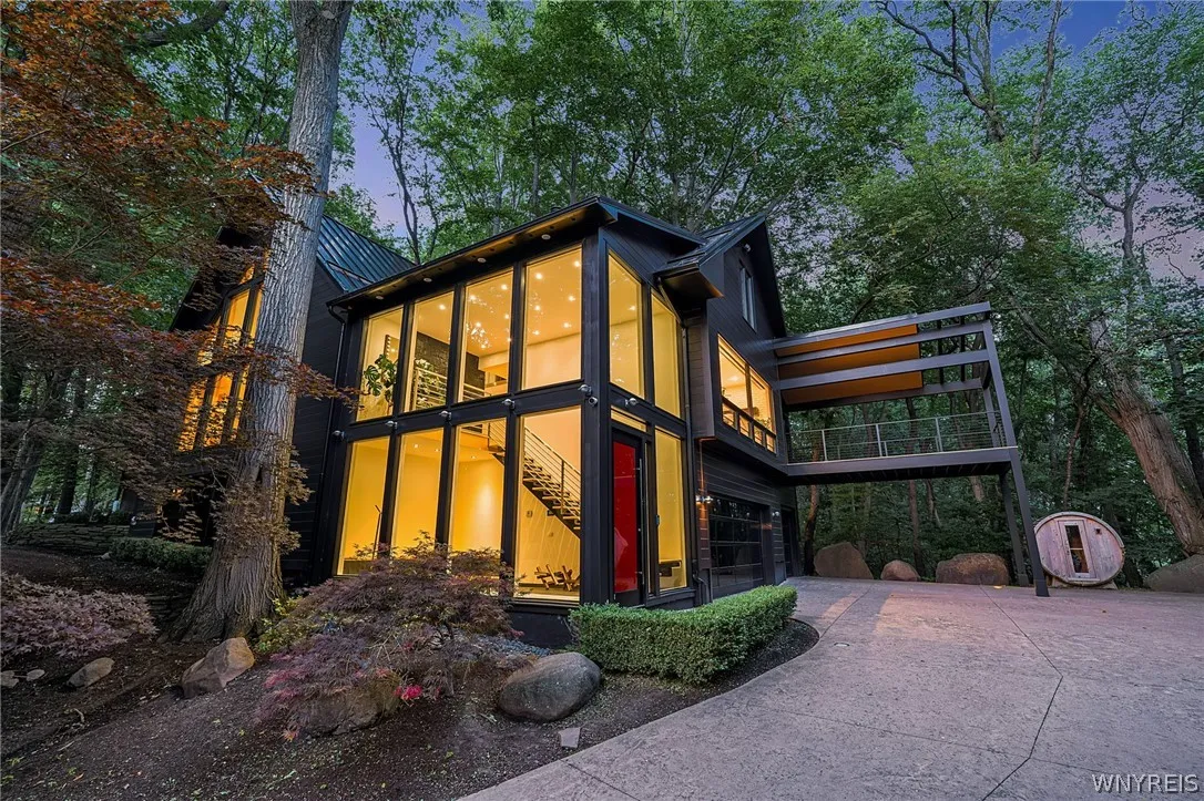230 Hamlin Avenue, Aurora, New York 14052, Aurora, New York 14052, 4 Bedroom Bedrooms, 11 Room Rooms,3 BathroomBathrooms,Residential,For Sale,230 Hamlin Avenue, Aurora, New York 14052,0,B1702095