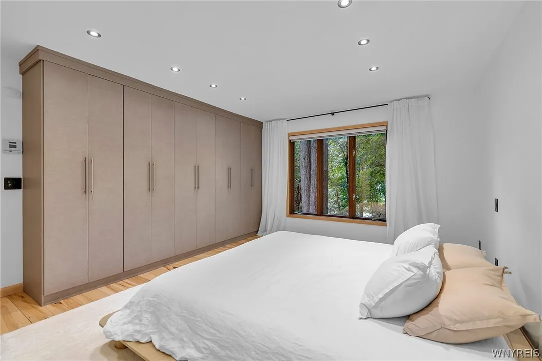 230 Hamlin Avenue, Aurora, New York 14052, Aurora, New York 14052, 4 Bedroom Bedrooms, 11 Room Rooms,3 BathroomBathrooms,Residential,For Sale,230 Hamlin Avenue, Aurora, New York 14052,0,B1702095