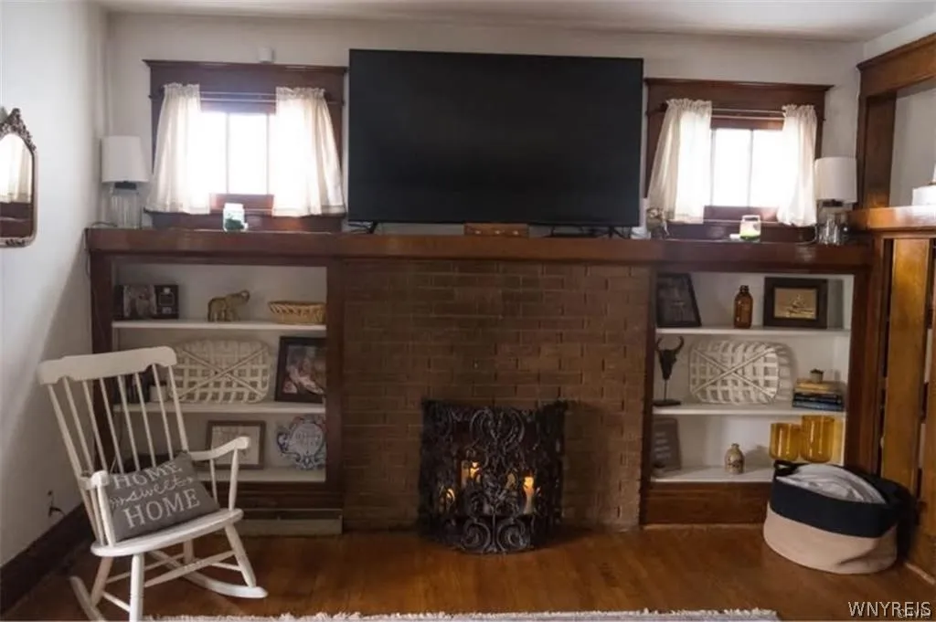 309 North Park Avenue, Buffalo, New York 14216, Buffalo, New York 14216, 3 Bedroom Bedrooms, 5 Room Rooms,1 BathroomBathrooms,Residential Lease,For Rent,309 North Park Avenue, Buffalo, New York 14216,0,B1703845