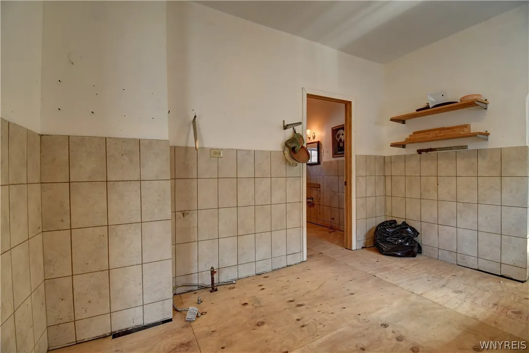 38 Brayton Street, Buffalo, New York 14213, Buffalo, New York 14213, 1 Bedroom Bedrooms, 6 Room Rooms,1 BathroomBathrooms,Residential,For Sale,38 Brayton Street, Buffalo, New York 14213,0,B1703785