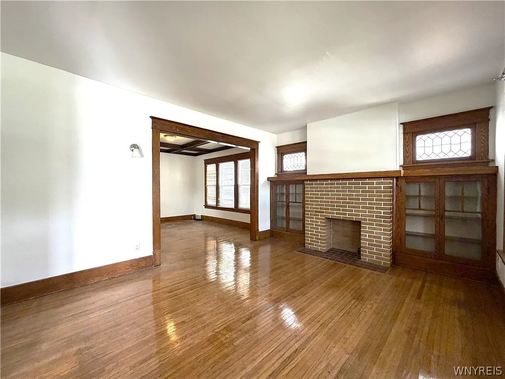 110 Commonwealth Avenue, Buffalo, New York 14216, Buffalo, New York 14216, 6 Bedroom Bedrooms, ,2 BathroomBathrooms,Residential,For Sale,110 Commonwealth Avenue, Buffalo, New York 14216,0,B1704125