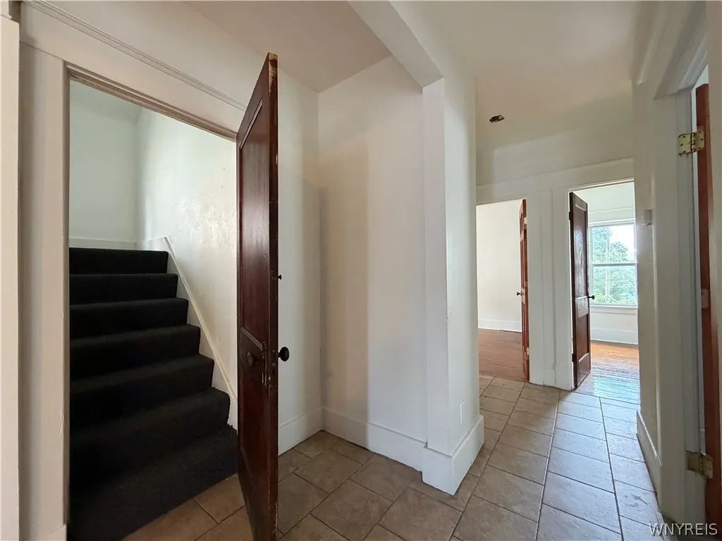 110 Commonwealth Avenue, Buffalo, New York 14216, Buffalo, New York 14216, 6 Bedroom Bedrooms, ,2 BathroomBathrooms,Residential,For Sale,110 Commonwealth Avenue, Buffalo, New York 14216,0,B1704125