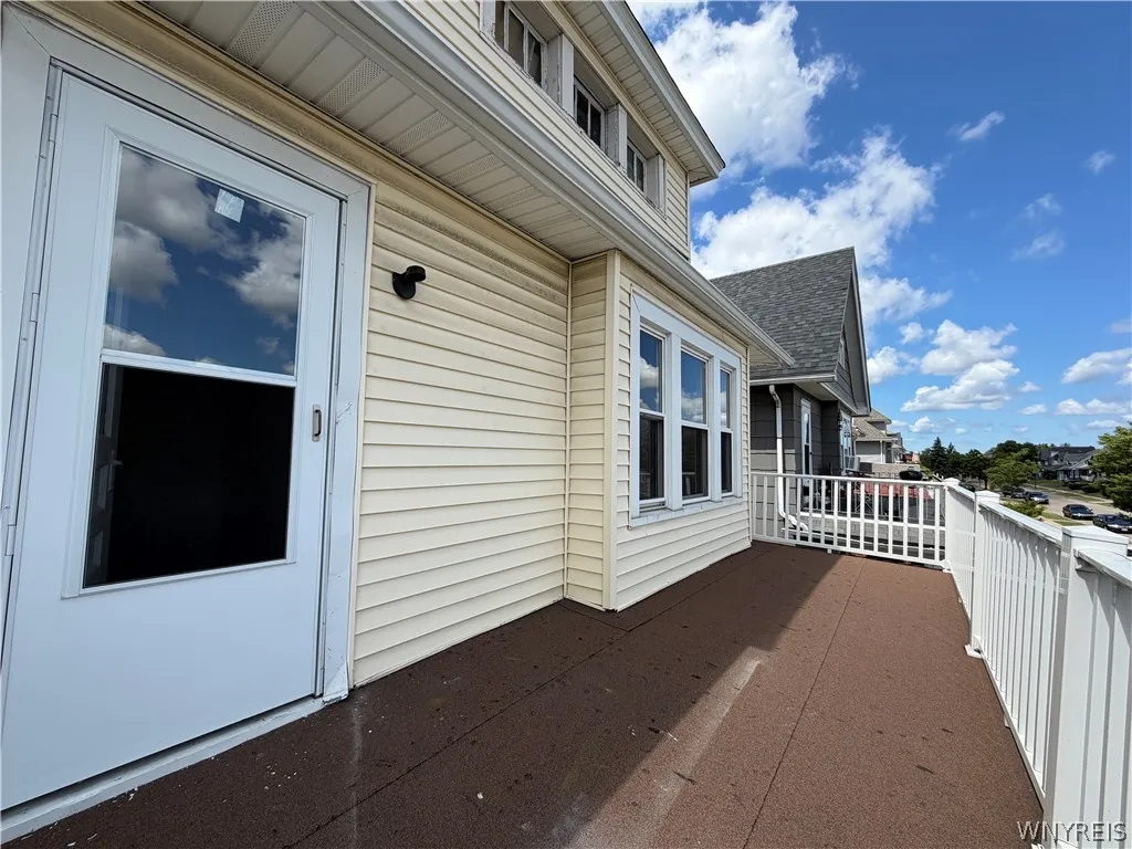 110 Commonwealth Avenue, Buffalo, New York 14216, Buffalo, New York 14216, 6 Bedroom Bedrooms, ,2 BathroomBathrooms,Residential,For Sale,110 Commonwealth Avenue, Buffalo, New York 14216,0,B1704125
