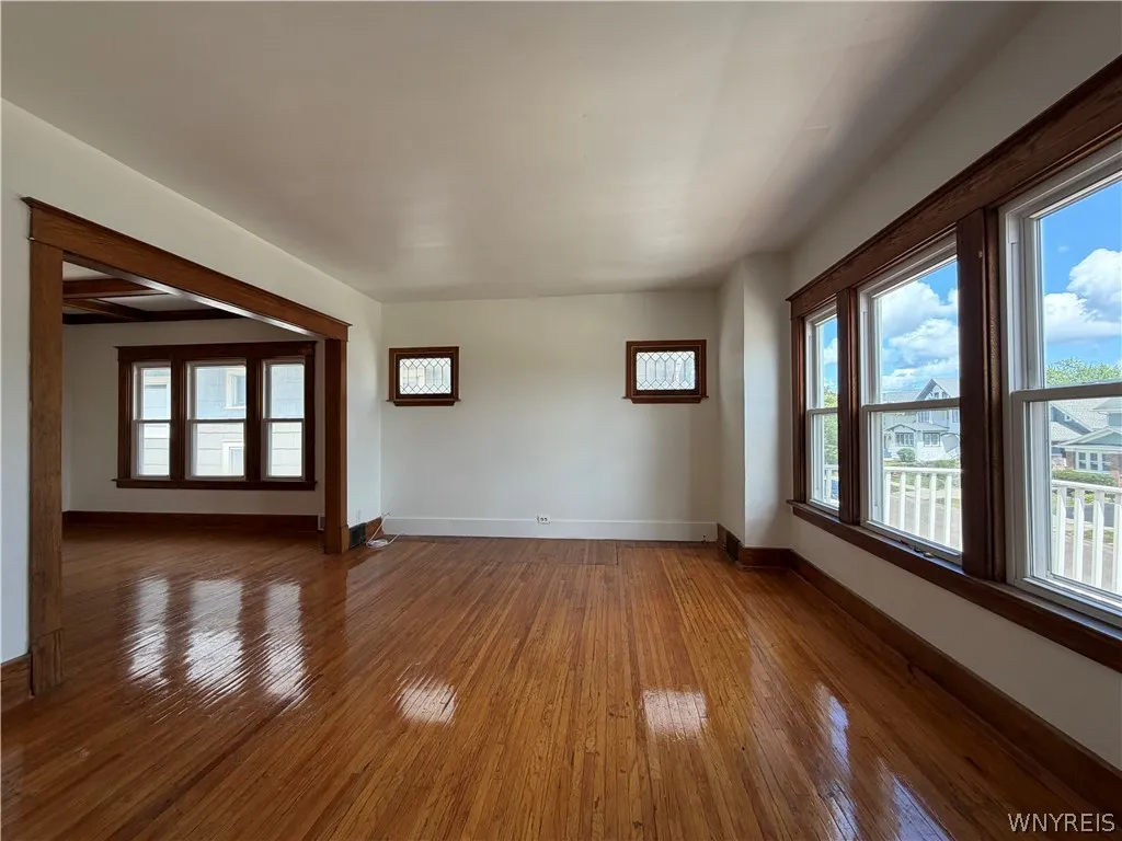 110 Commonwealth Avenue, Buffalo, New York 14216, Buffalo, New York 14216, 6 Bedroom Bedrooms, ,2 BathroomBathrooms,Residential,For Sale,110 Commonwealth Avenue, Buffalo, New York 14216,0,B1704125