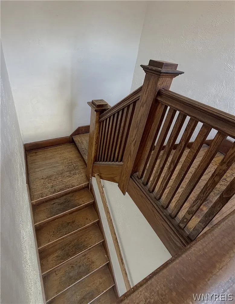 110 Commonwealth Avenue, Buffalo, New York 14216, Buffalo, New York 14216, 6 Bedroom Bedrooms, ,2 BathroomBathrooms,Residential,For Sale,110 Commonwealth Avenue, Buffalo, New York 14216,0,B1704125