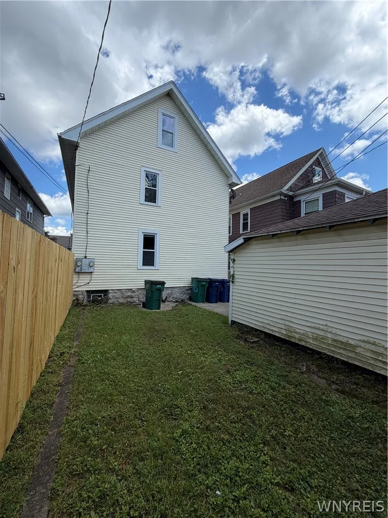 110 Commonwealth Avenue, Buffalo, New York 14216, Buffalo, New York 14216, 6 Bedroom Bedrooms, ,2 BathroomBathrooms,Residential,For Sale,110 Commonwealth Avenue, Buffalo, New York 14216,0,B1704125
