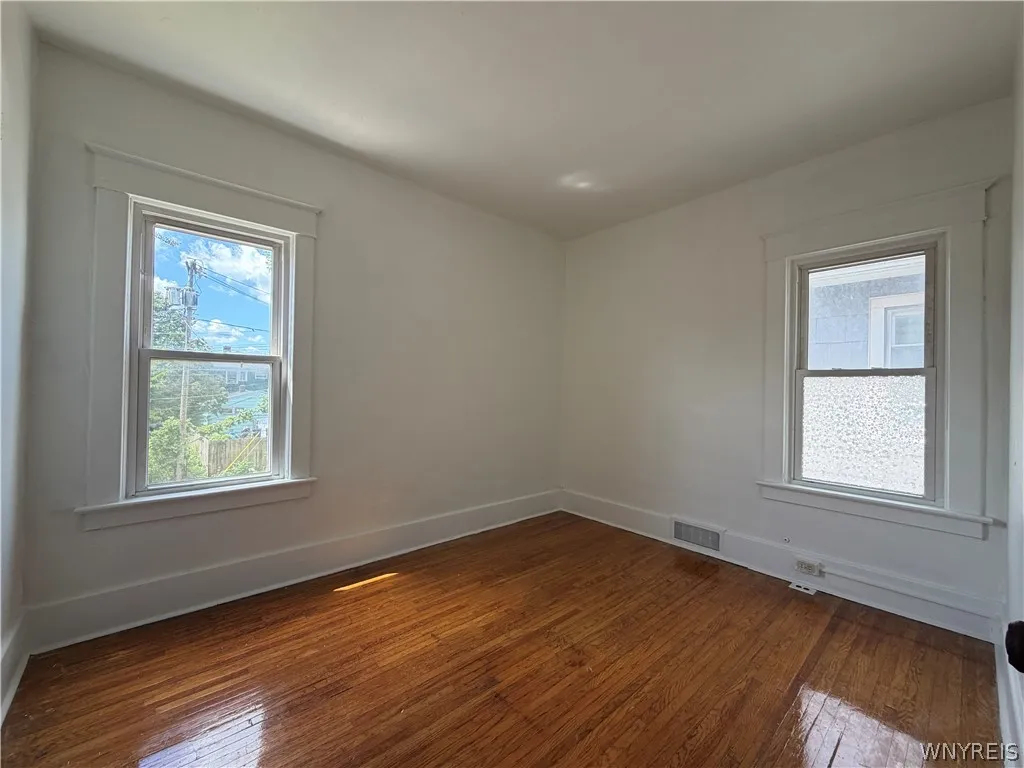 110 Commonwealth Avenue, Buffalo, New York 14216, Buffalo, New York 14216, 6 Bedroom Bedrooms, ,2 BathroomBathrooms,Residential,For Sale,110 Commonwealth Avenue, Buffalo, New York 14216,0,B1704125