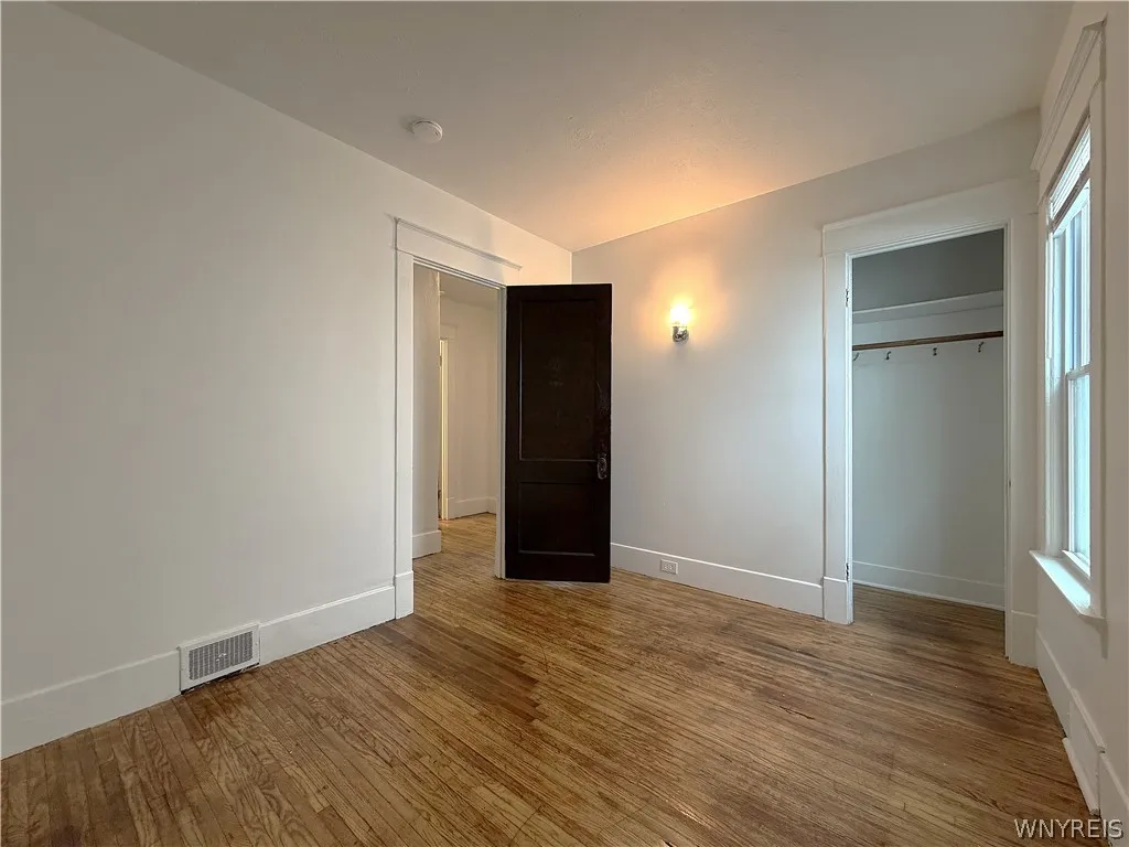 110 Commonwealth Avenue, Buffalo, New York 14216, Buffalo, New York 14216, 6 Bedroom Bedrooms, ,2 BathroomBathrooms,Residential,For Sale,110 Commonwealth Avenue, Buffalo, New York 14216,0,B1704125