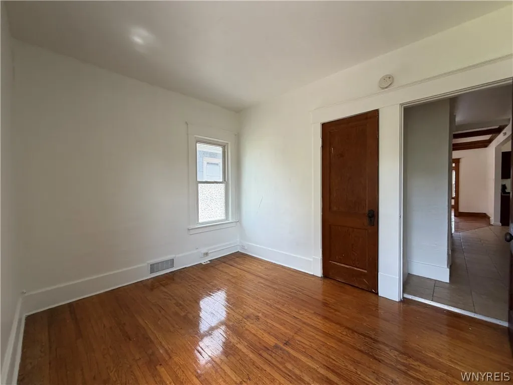 110 Commonwealth Avenue, Buffalo, New York 14216, Buffalo, New York 14216, 6 Bedroom Bedrooms, ,2 BathroomBathrooms,Residential,For Sale,110 Commonwealth Avenue, Buffalo, New York 14216,0,B1704125