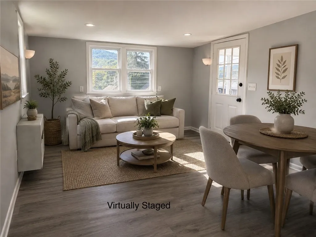 Virtually Staged