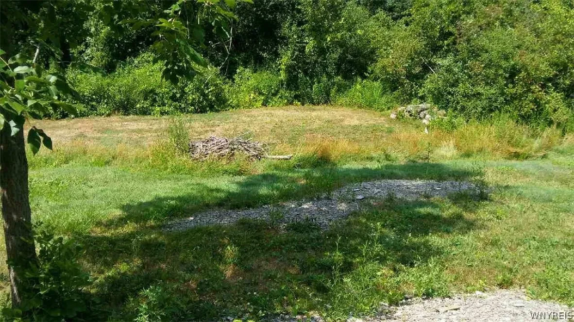 Meadowbrook Parkway North, Hamburg, New York 14075, Hamburg, New York 14075, ,Land,For Sale,Meadowbrook Parkway North, Hamburg, New York 14075,0,B1703642