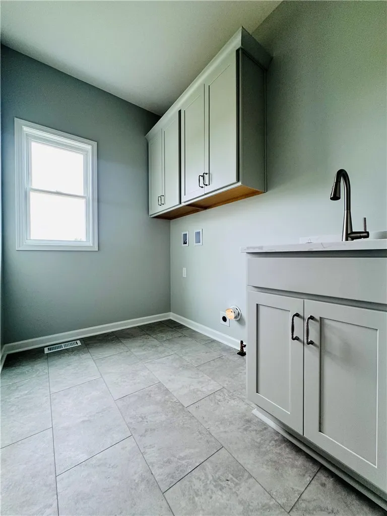 155 Jade Creek Drive, Greece, New York 14468, Greece, New York 14468, 3 Bedroom Bedrooms, 8 Room Rooms,2 BathroomBathrooms,Residential,For Sale,155 Jade Creek Drive, Greece, New York 14468,0,R1704365