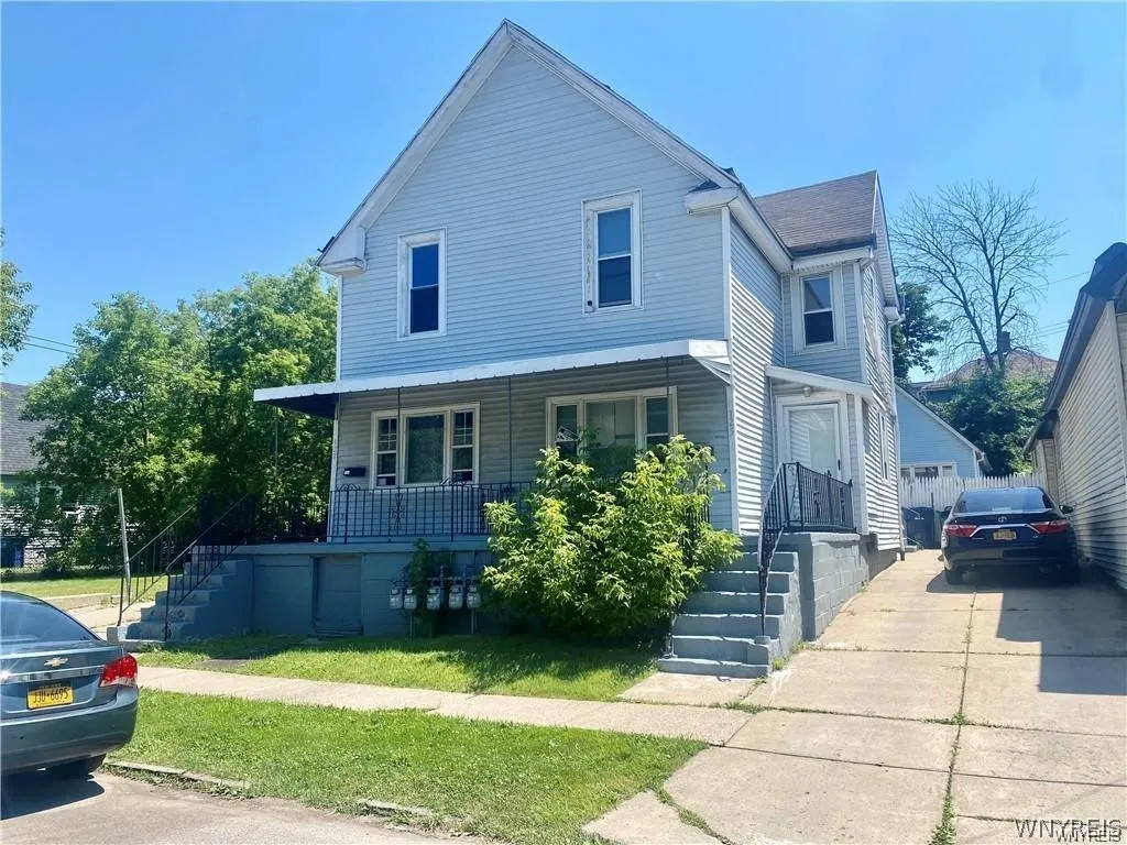 125-129 Hawley Street, Buffalo, New York 14213, Buffalo, New York 14213, 10 Bedroom Bedrooms, ,4 BathroomBathrooms,Residential,For Sale,125-129 Hawley Street, Buffalo, New York 14213,0,B1704671