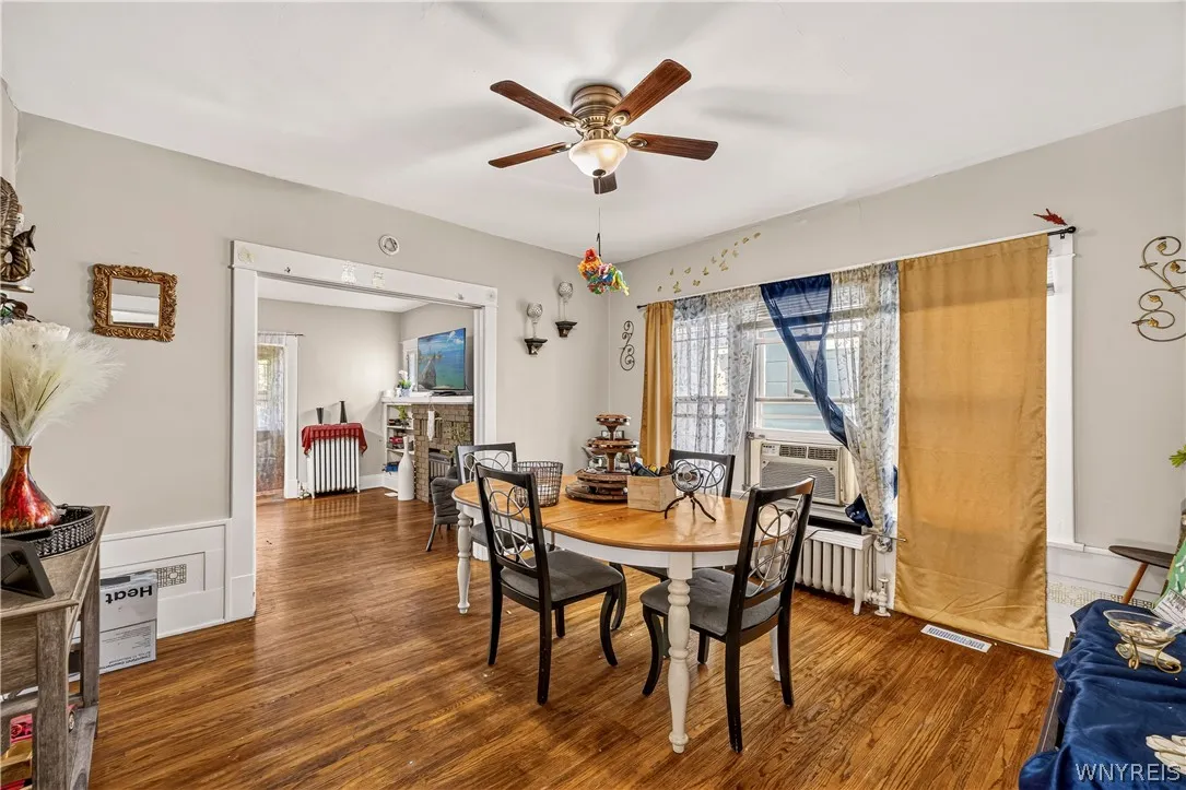 41 Crestwood Avenue, Buffalo, New York 14216, Buffalo, New York 14216, 6 Bedroom Bedrooms, ,2 BathroomBathrooms,Residential,For Sale,41 Crestwood Avenue, Buffalo, New York 14216,0,B1703110