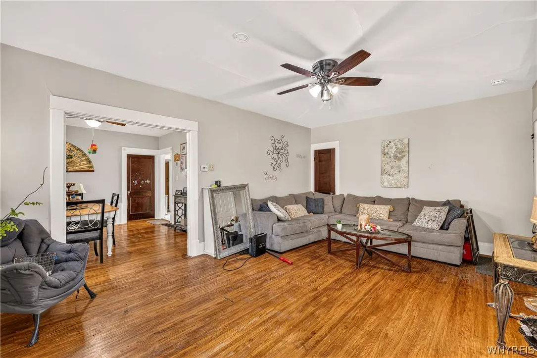 41 Crestwood Avenue, Buffalo, New York 14216, Buffalo, New York 14216, 6 Bedroom Bedrooms, ,2 BathroomBathrooms,Residential,For Sale,41 Crestwood Avenue, Buffalo, New York 14216,0,B1703110