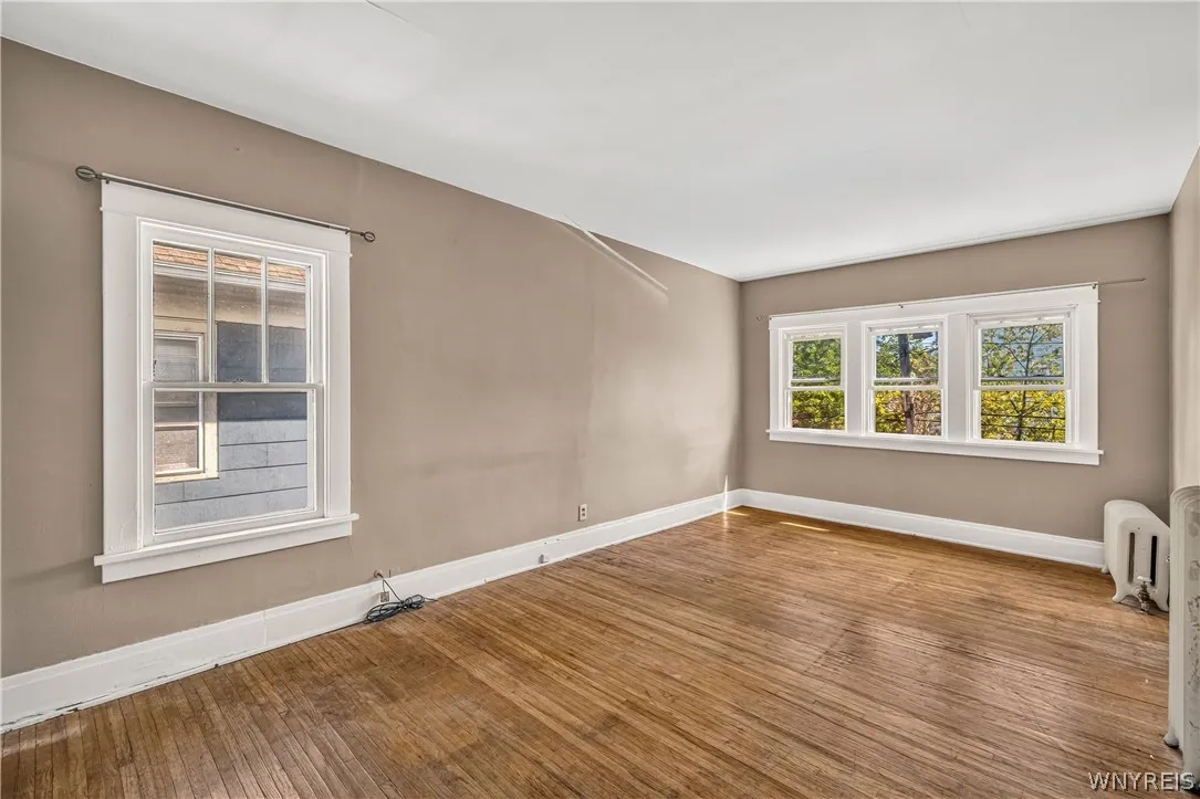 41 Crestwood Avenue, Buffalo, New York 14216, Buffalo, New York 14216, 6 Bedroom Bedrooms, ,2 BathroomBathrooms,Residential,For Sale,41 Crestwood Avenue, Buffalo, New York 14216,0,B1703110