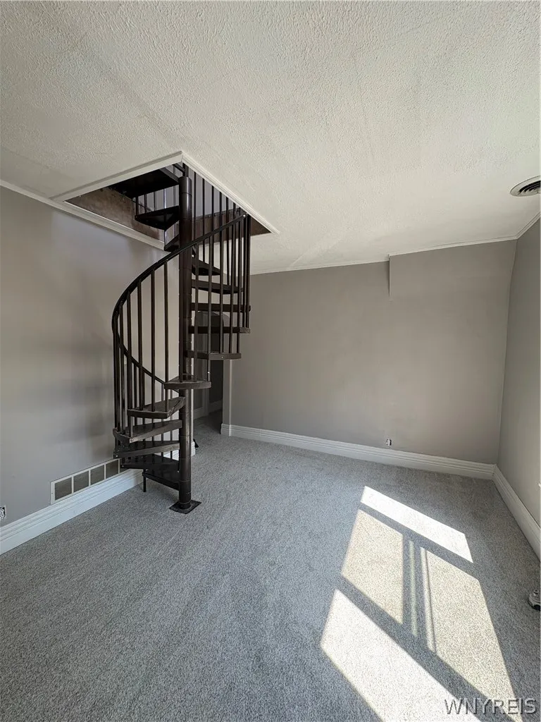 590 Richmond Avenue 4, Buffalo, New York 14222, Buffalo, New York 14222, 1 Bedroom Bedrooms, 5 Room Rooms,1 BathroomBathrooms,Residential Lease,For Rent,590 Richmond Avenue 4, Buffalo, New York 14222,0,B1704500
