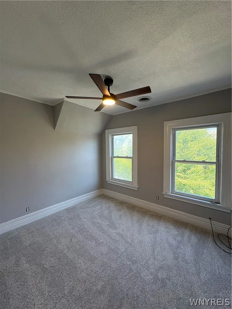 590 Richmond Avenue 4, Buffalo, New York 14222, Buffalo, New York 14222, 1 Bedroom Bedrooms, 5 Room Rooms,1 BathroomBathrooms,Residential Lease,For Rent,590 Richmond Avenue 4, Buffalo, New York 14222,0,B1704500